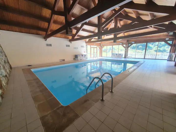 Pleine Nature Pied Pistes Piscine Chauffee Ustou Екстериор снимка